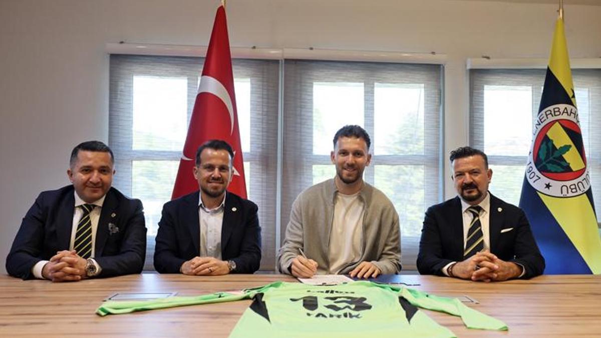 Fenerbahçe resmen açıkladı! 3 yıllık imza