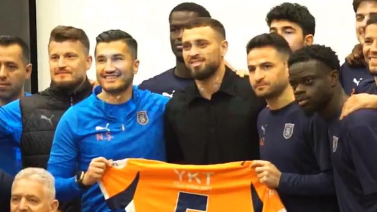 Başakşehir ayrılığı resmen açıkladı! 'Başarılar diliyoruz'