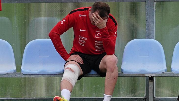 A Milli Takım formasıyla Kerem Aktürkoğlu’nun antrenman veya maç sırasında çekilmiş fotoğrafı