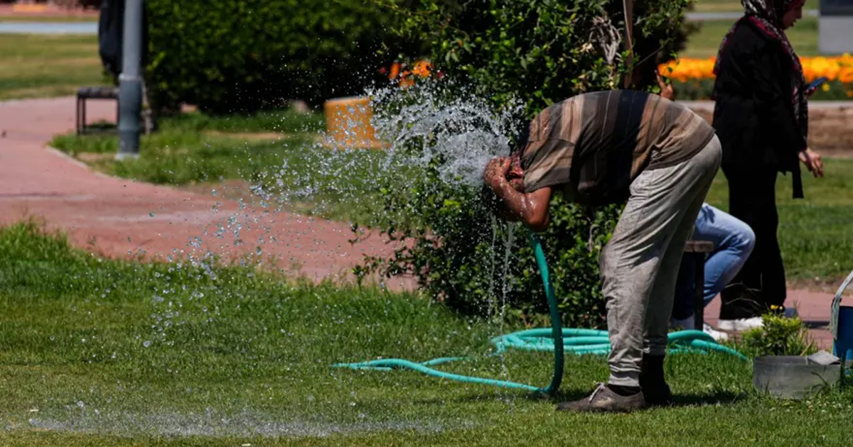 Türkiye'de sıcaklıklar artacak: Güneş altında 50 derece uyarısı