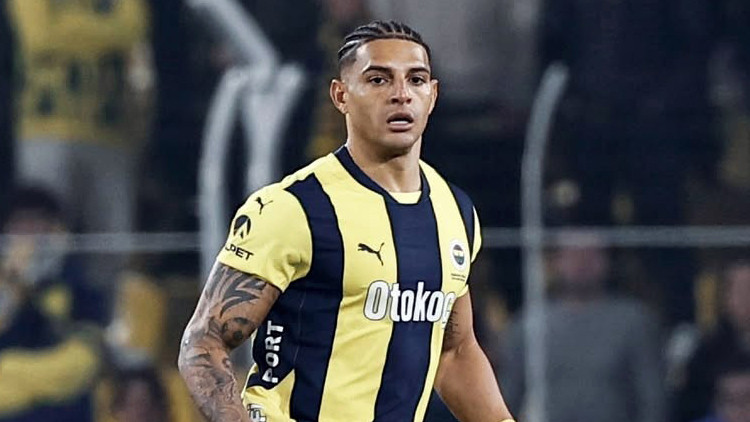 Fenerbahçe'de Diego Carlos belirsizliği sona eriyor