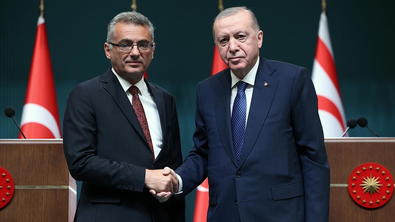 Erdoğan'dan Tufan Erhürman'a Geçmiş Olsun Telefonu